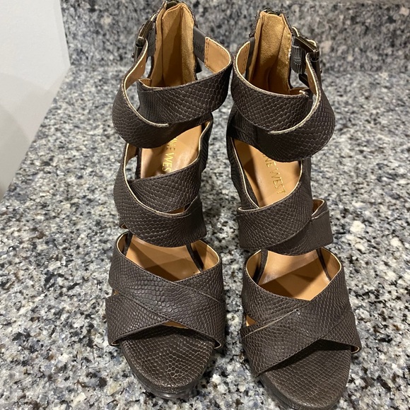 Nine West heels - Picture 3 of 6